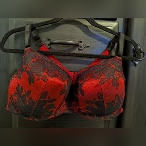 Pretty lace bra
